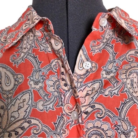Ann Taylor | Coral Paisley Button Down Roll Tab Shirt, Small - Picture 4 of 7
